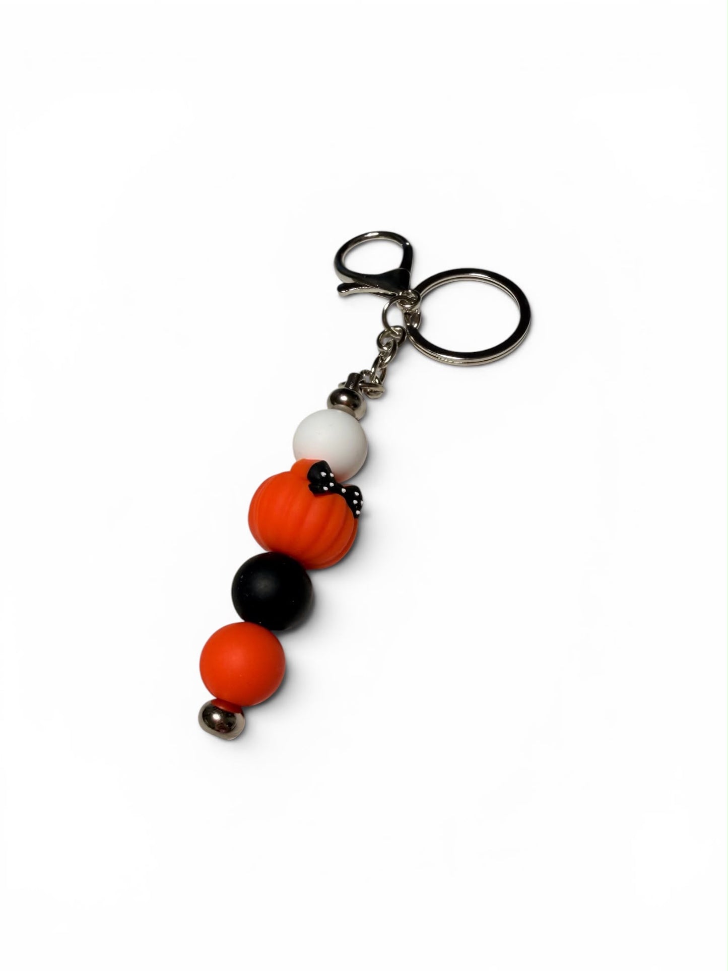Charm Portachiavi Artigianale – Perle Arancio e Nero