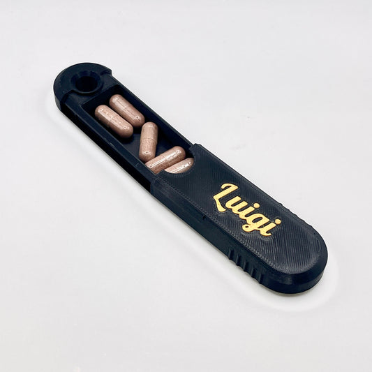 Portacapsule/Porta pillole  portachiavi personalizzato in materiale naturale