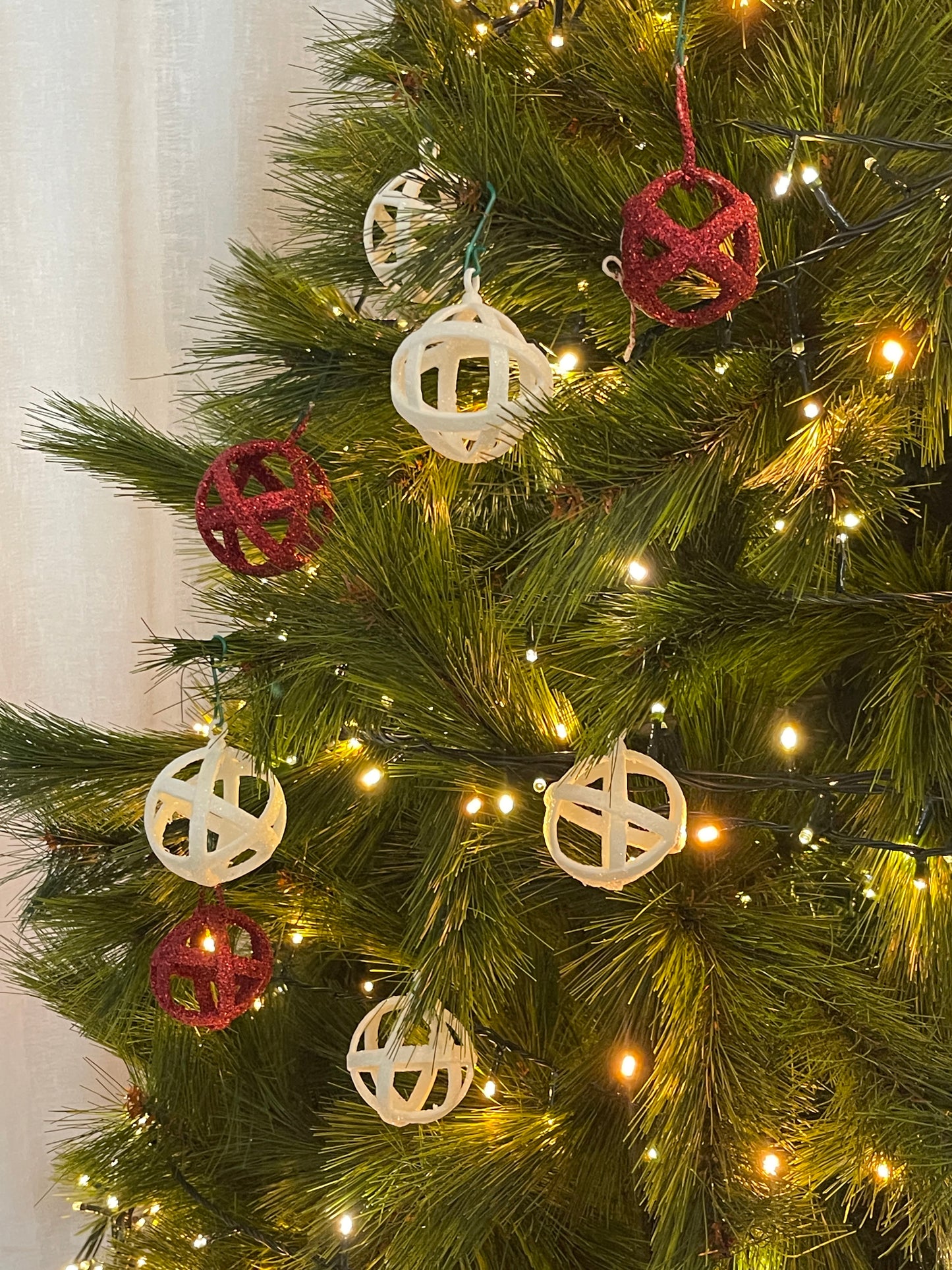 Genesa per Albero di Natale – 6 cm (Pallina Glitter)