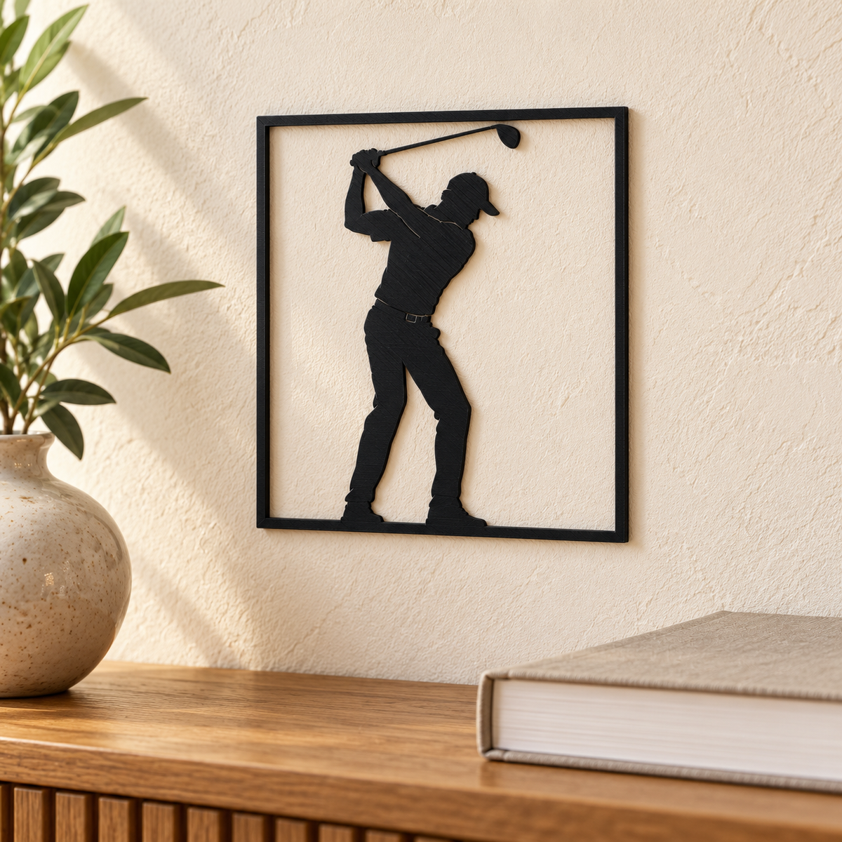 Quadretto da parete nero con adulto che insegna il golf a un bambino, ambientato in cameretta